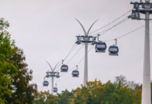 Париж піднявся над містом: запустили найдовшу міську канатну дорогу Європи